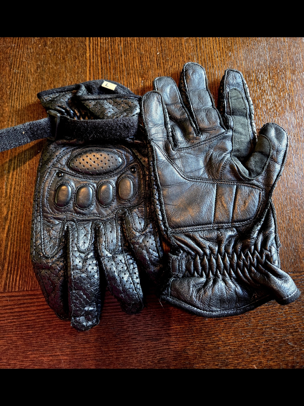 Men's Black Leather Riding Gloves - Classic Protective Style